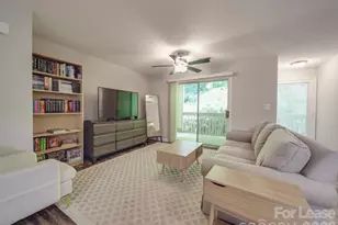 1052 Churchill Downs Ct, Charlotte, NC 28211 - Photo 11