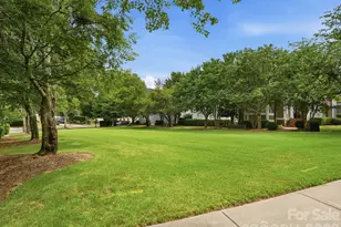 929 Gardenia St, Fort Mill, SC 29708 - Photo 45