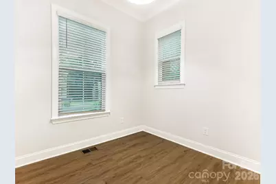 428 Woodvale Place, Charlotte, NC 28208 - Photo 5