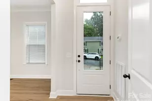 428 Woodvale Pl, Charlotte, NC 28208 - Photo 3