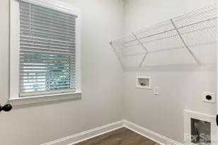 428 Woodvale Pl, Charlotte, NC 28208 - Photo 15