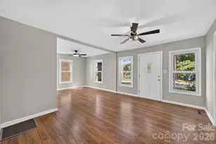 620 10th St Blvd NW, Hickory, NC 28601 - Photo 3