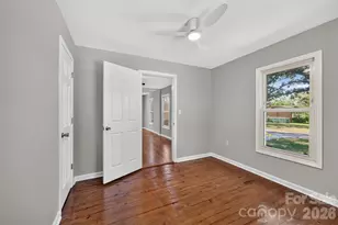 620 10th St Blvd NW, Hickory, NC 28601 - Photo 21