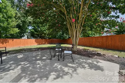 6634 Bells Mill Drive, Charlotte, NC 28269 - Photo 31