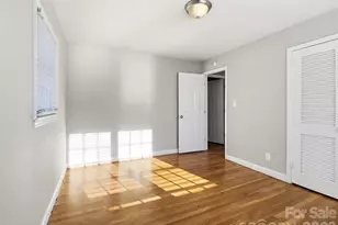 1420 Rollingwood Dr, Charlotte, NC 28217 - Photo 7