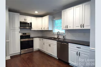 5812 Donegal Drive, Charlotte, NC 28212 - Photo 3