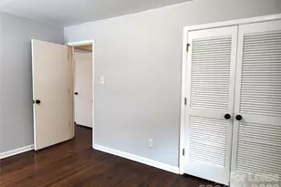 5812 Donegal Dr, Charlotte, NC 28212 - Photo 17