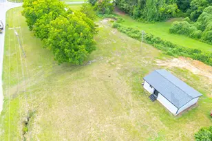 2136 W Nc 150 Hwy, Lincolnton, NC 28092 - Photo 35