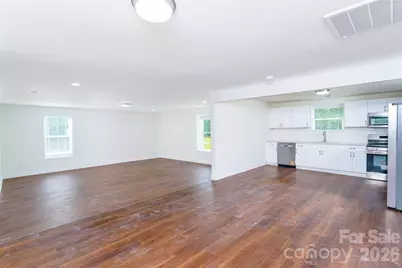 2136 W Nc 150 Highway, Lincolnton, NC 28092 - Photo 5