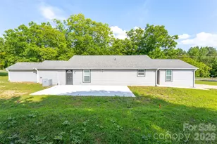 2136 W Nc 150 Hwy, Lincolnton, NC 28092 - Photo 25