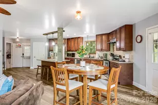 169 Viking Trail, Hendersonville, NC 28739 - Photo 15