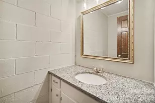 519 Raintree Dr, Matthews, NC 28104 - Photo 29