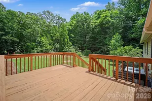 519 Raintree Dr, Matthews, NC 28104 - Photo 35