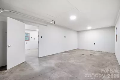 1453 Grovewood Drive, Charlotte, NC 28208 - Photo 27