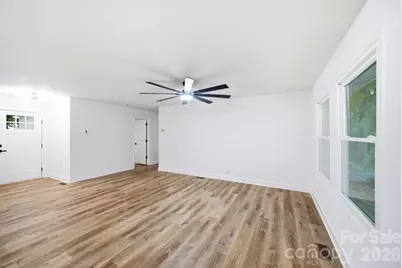 1453 Grovewood Drive, Charlotte, NC 28208 - Photo 5