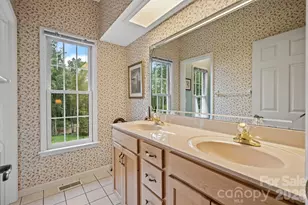 21 Four Oaks Dr, Arden, NC 28704 - Photo 15