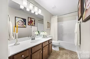 8621 Sequoia Grove Ln, Charlotte, NC 28214 - Photo 33