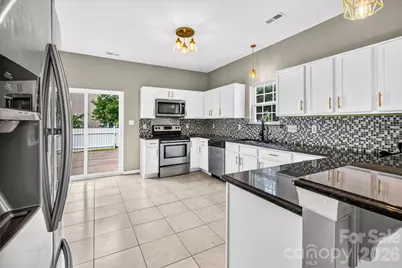 6410 Castlewynd Court, Charlotte, NC 28212 - Photo 15