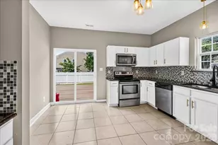 6410 Castlewynd Ct, Charlotte, NC 28212 - Photo 17