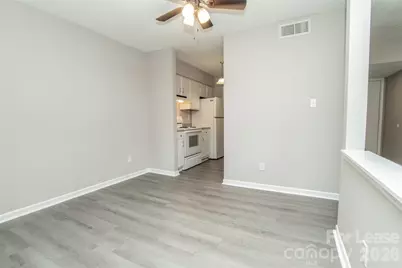 11064 Harrowfield Road, Charlotte, NC 28226 - Photo 9