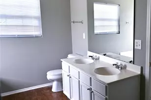 7404 Loyalist St, Charlotte, NC 28216 - Photo 17
