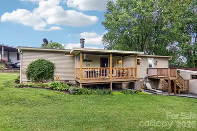 305 Meadowbrook Court, Hendersonville, NC 28792 - Photo 5