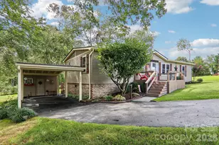 305 Meadowbrook Ct, Hendersonville, NC 28792 - Photo 41