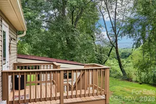 305 Meadowbrook Ct, Hendersonville, NC 28792 - Photo 37