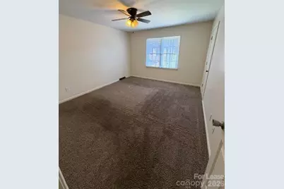 100 W 17th Street, Newton, NC 28658 - Photo 3