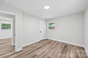 4022 Southgate Dr, Charlotte, NC 28205 - Photo 29