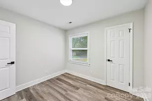 4022 Southgate Dr, Charlotte, NC 28205 - Photo 27