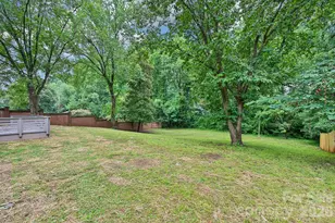 4022 Southgate Dr, Charlotte, NC 28205 - Photo 39