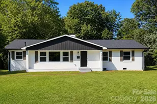 4022 Southgate Dr, Charlotte, NC 28205 - Photo 1