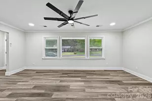 4022 Southgate Dr, Charlotte, NC 28205 - Photo 7