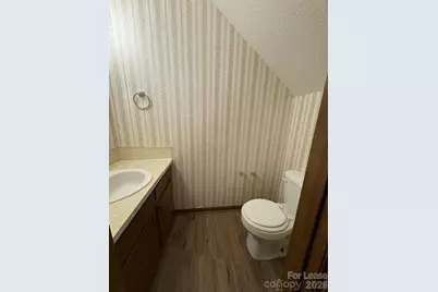 100 W 17th Street #44, Newton, NC 28658 - Photo 5