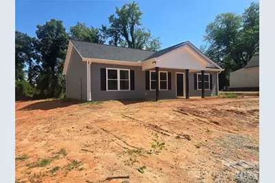 350 14th Avenue SW, Hickory, NC 28602 - Photo 1