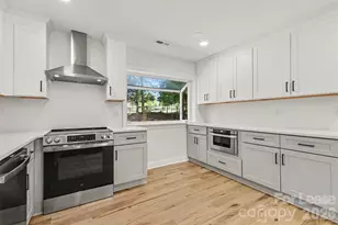 9606 Fairway Ridge Rd, Charlotte, NC 28277 - Photo 7