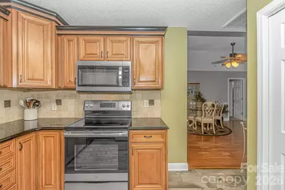 511 21st Avenue N, North Myrtle Beach, SC 29582 - Photo 11