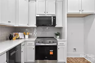 839 Druid Cir, Charlotte, NC 28206 - Photo 11