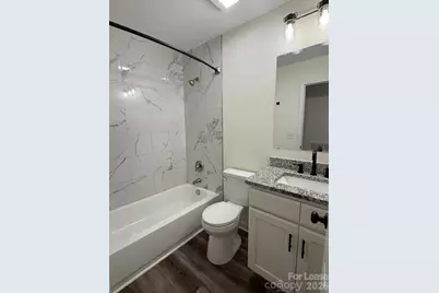 107 W F Street, Newton, NC 28658 - Photo 5