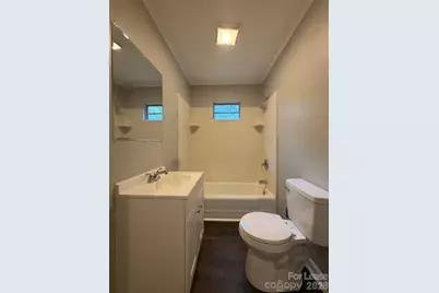 202 E Jenkins Street, Dallas, NC 28034 - Photo 9