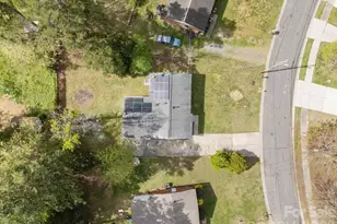 9300 Edgevale Dr, Charlotte, NC 28216 - Photo 29