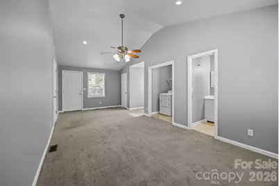 9300 Edgevale Drive, Charlotte, NC 28216 - Photo 9