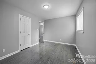 9300 Edgevale Dr, Charlotte, NC 28216 - Photo 21