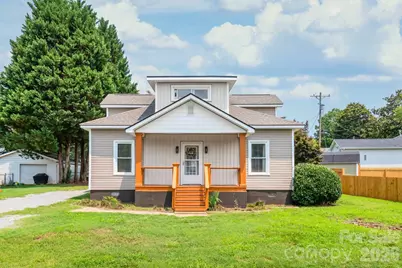 200 Park Avenue, Mount Holly, NC 28120 - Photo 1
