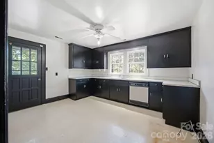 301 Meadow St, Spencer, NC 28159 - Photo 11