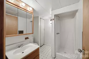 301 Meadow St, Spencer, NC 28159 - Photo 21