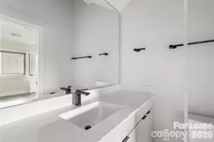 1212 Minter Pl, Charlotte, NC 28203 - Photo 31