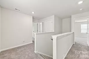 8133 Clairwood Dr, Charlotte, NC 28269 - Photo 19