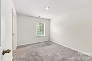 8133 Clairwood Dr, Charlotte, NC 28269 - Photo 27